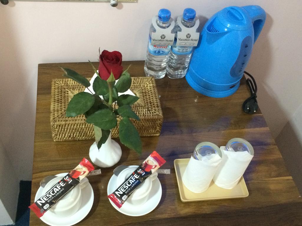 Vacation Hotel Янгон Екстериор снимка
