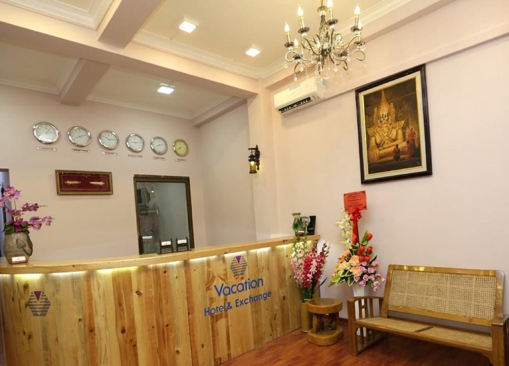 Vacation Hotel Янгон Екстериор снимка