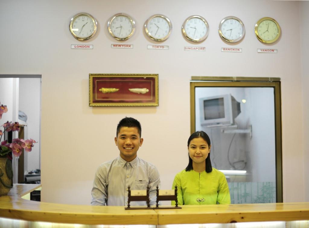 Vacation Hotel Янгон Екстериор снимка