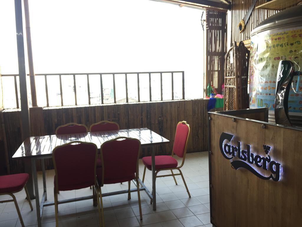 Vacation Hotel Янгон Екстериор снимка
